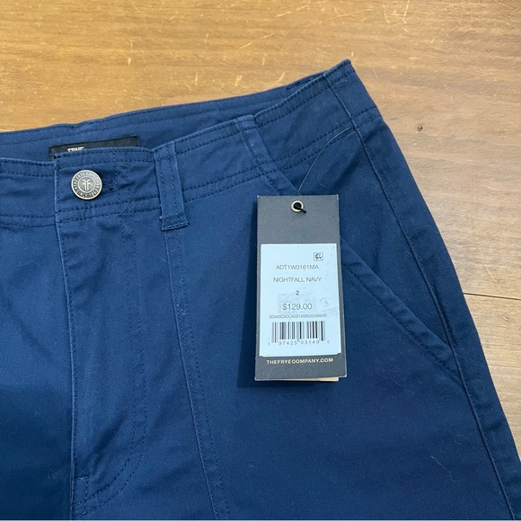 FRYE Relaxed Cargo Pants Navy - Picture 4 of 8